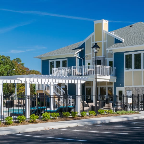 Apartments at The Amber at Greenbrier, Chesapeake, Virginia