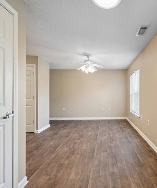 Beautiful unfurnished bedroom at Fellwood I in Savannah, Georgia