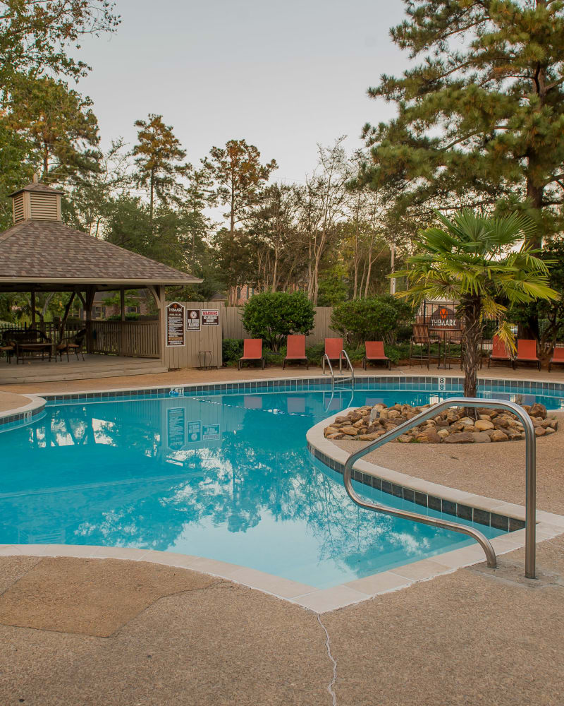 Resort style pool at The Mark Apartments in Ridgeland, Mississippi