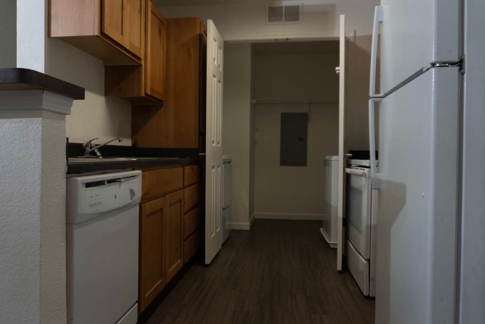 Spacious kitchen with wood-style flooring at Hardin Terrace in Jefferson, Georgia