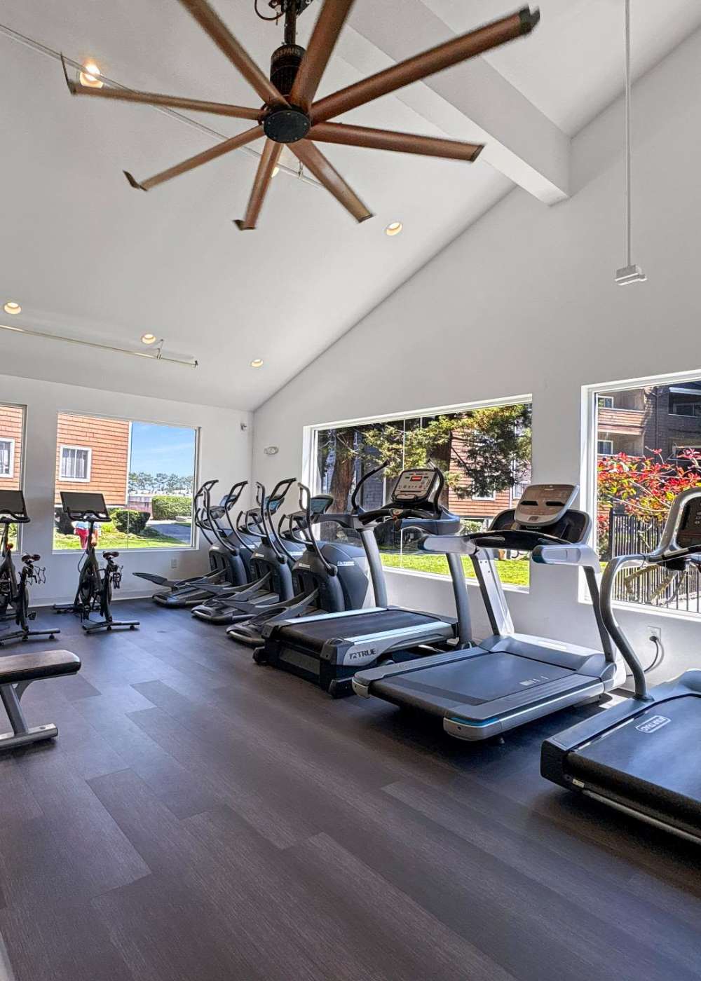 Apartments at Serramonte Ridge Apartment Homes in Daly City, California