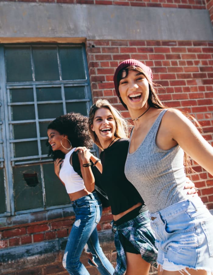 Student explore the area near University Courtyard in Denton, Texas