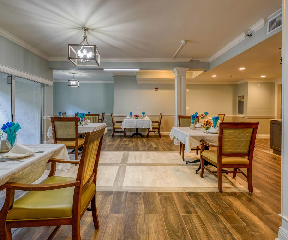 Dining room at Pacifica Senior Living Sunrise in Sunrise, Florida