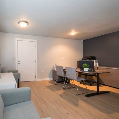 Link to maintenance page of Solana Apartments in Burien, Washington