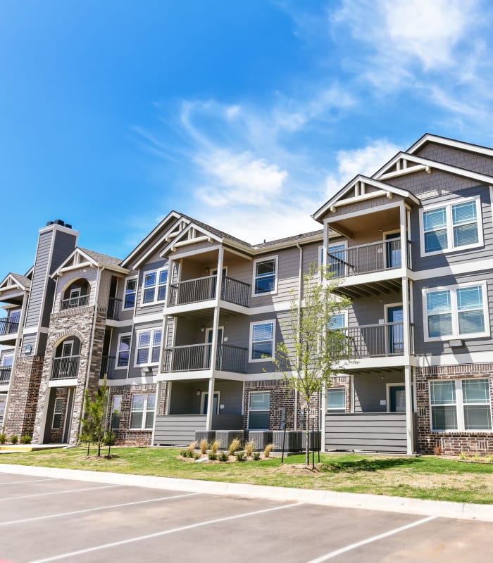 Exterior of Cottages at Abbey Glen Apartments in Lubbock, Texas