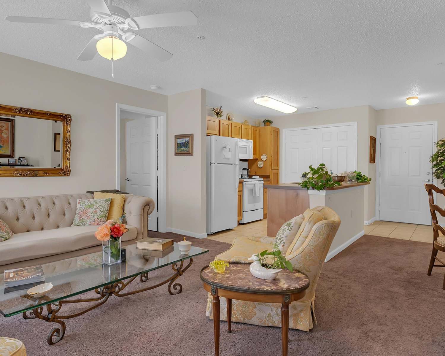 Upscale apartments at Hartford Villas in Broken Arrow,Oklahoma