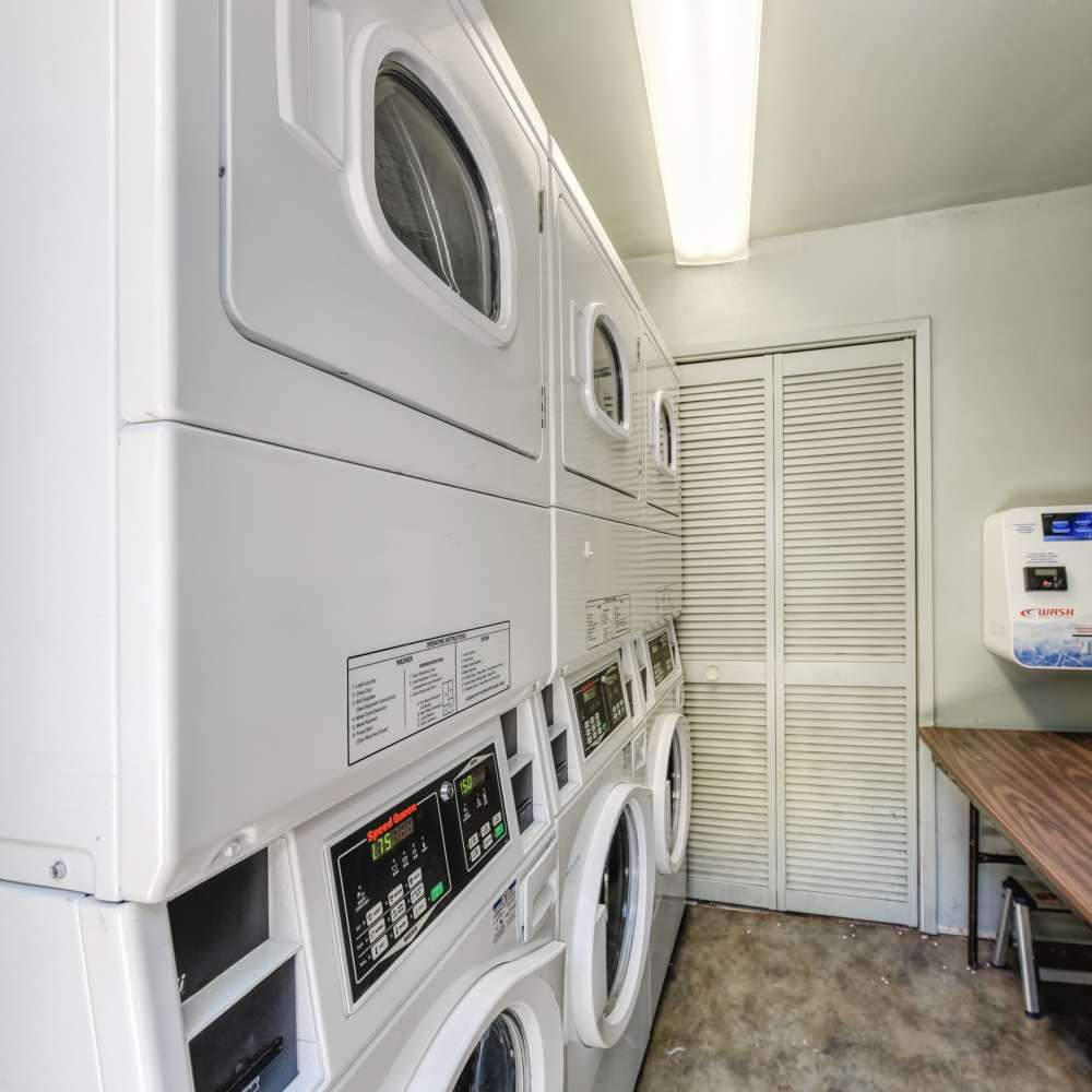 Community laundry room at Glenwood Garden Apartments in Mountain View, California