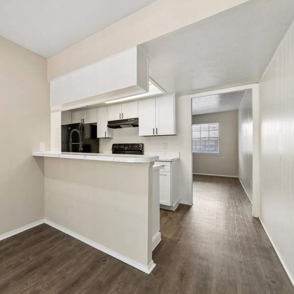 View floor plans offered at Royal Arms in Richardson, Texas