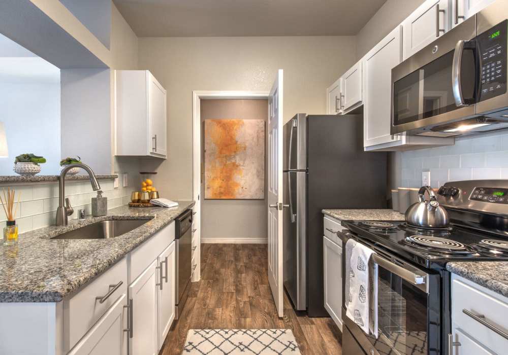 Beautiful kitchen Creekside At Legacy in Plano, Texas