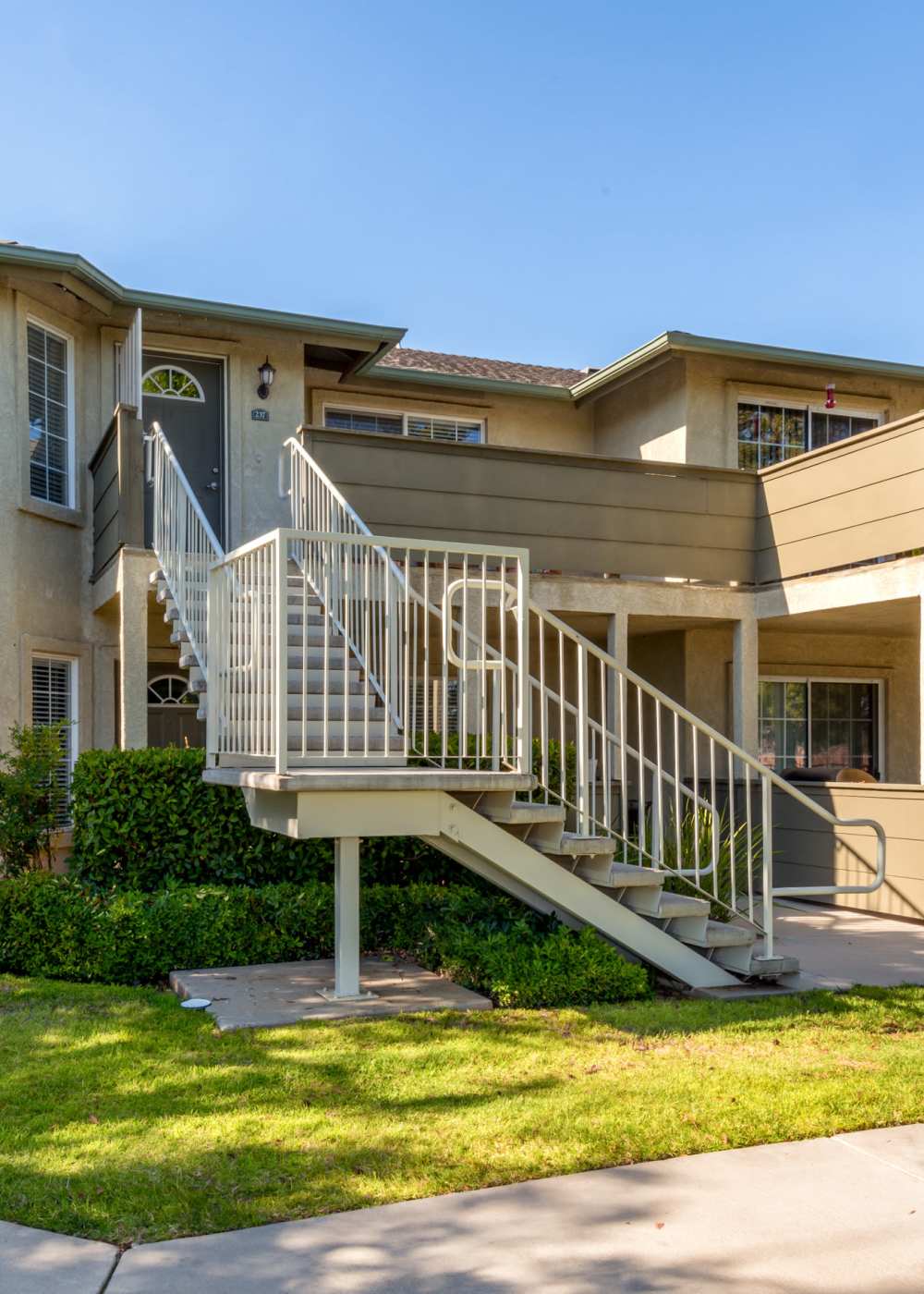 Apartment building at Coventry Cove in Clovis, California
