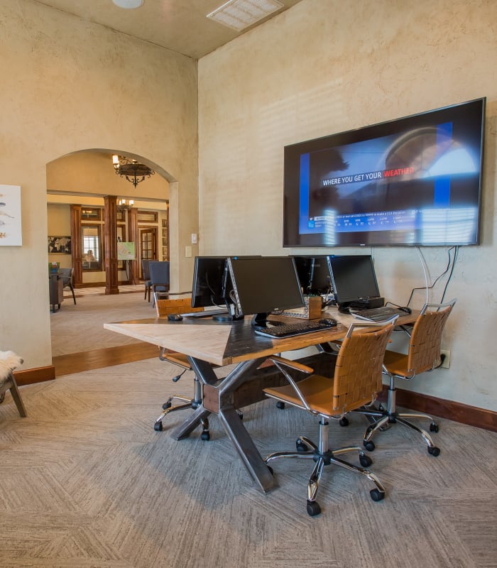 Computer area at Tuscany Ranch in Waco, Texas