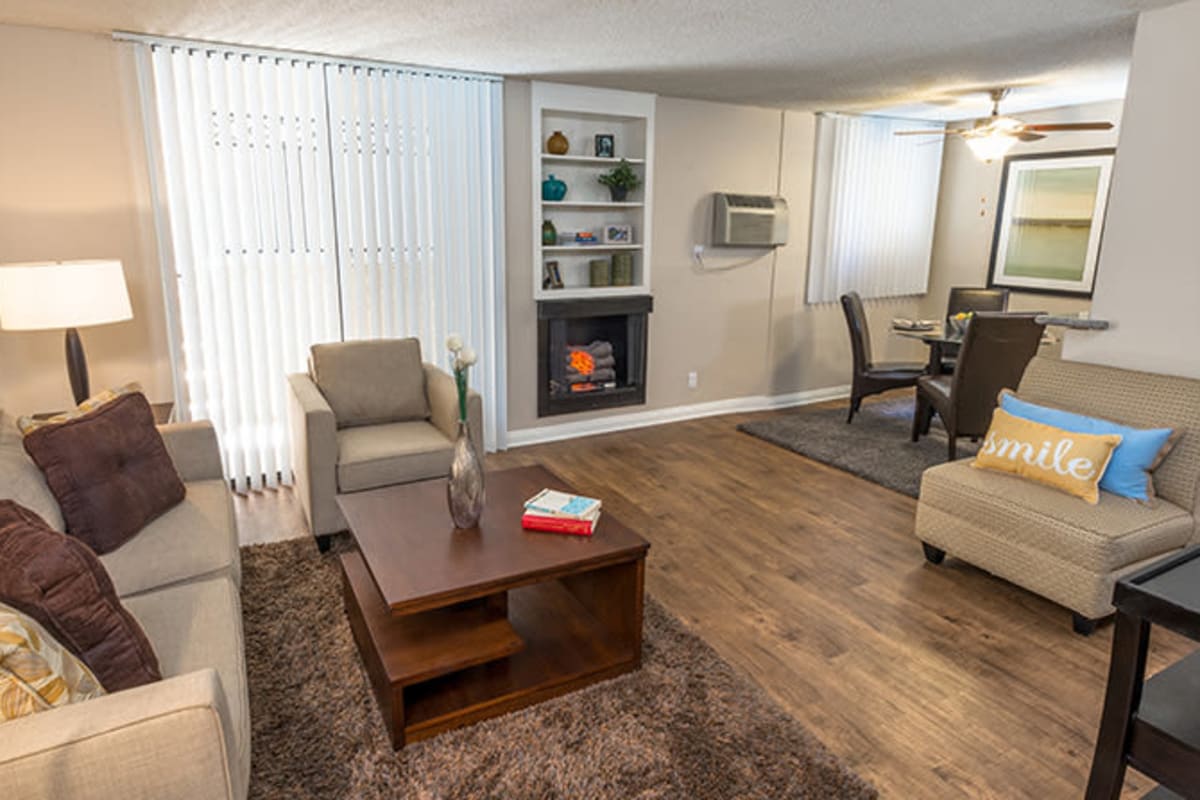 Apartment with fireplace at Ariel Court, Los Angeles, California