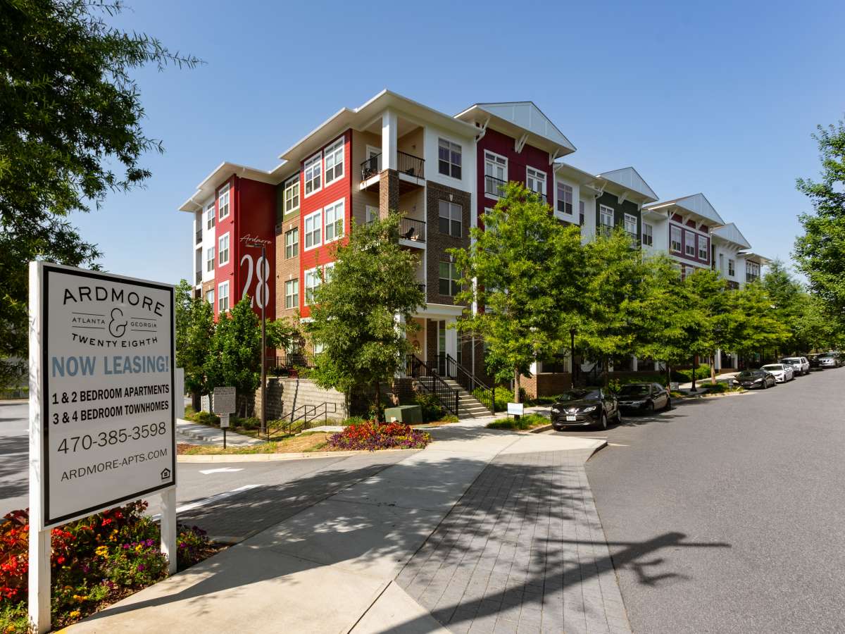 Luxury colorful apartment buildings with trees at Ardmore & Twenty Eighth in Atlanta, Georgia