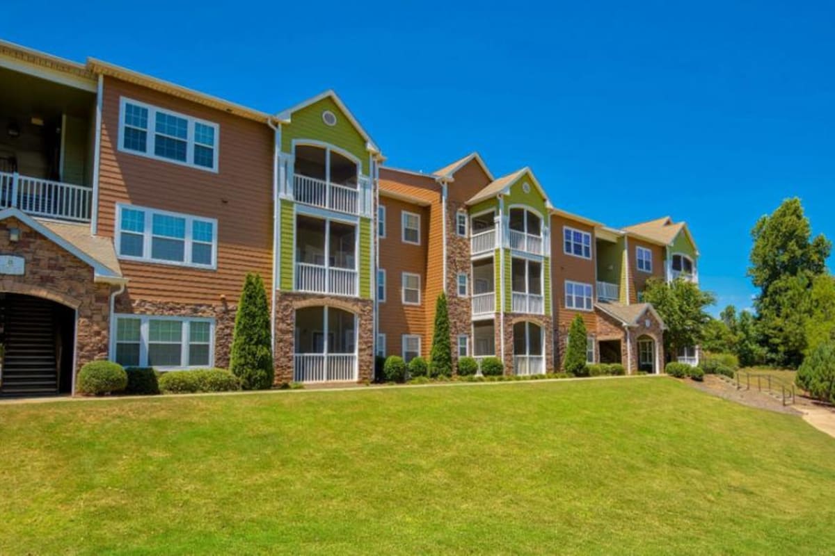 Exterior of apartments at Crossings of Opelika in Opelika, Alabama