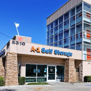 Exterior of A-1 Self Storage in North Hollywood, California