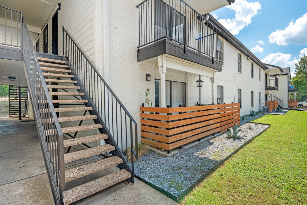 Exterior of an apartment building at The Haylie in Garland, Texas