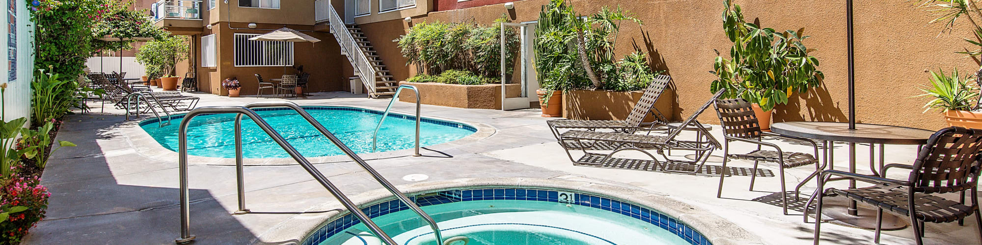 Amenities at Marlon Manor Apartments in Los Angeles, California