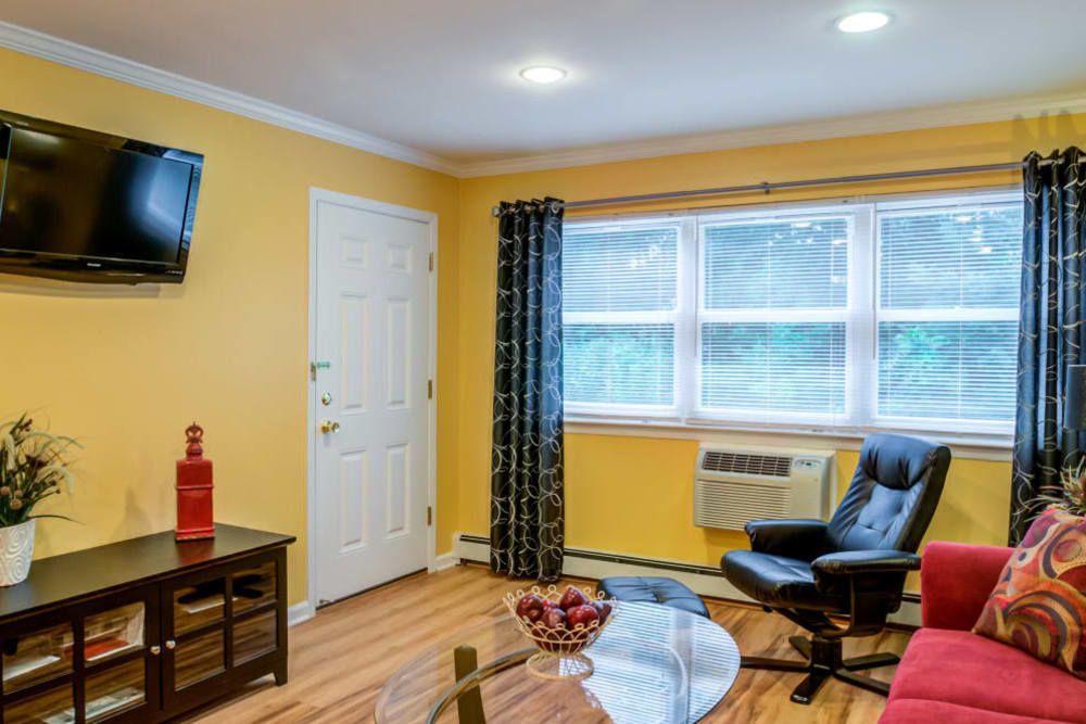 Living room at Park Apartments in Bordentown, New Jersey