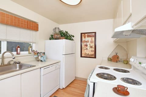 Kitchen at Copperstone Apartment Homes in Everett, WA