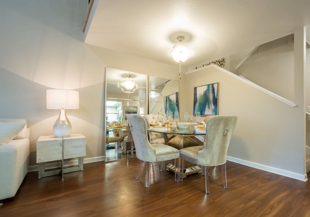 Dining corner at Woodstream Townhomes in Rocklin, California