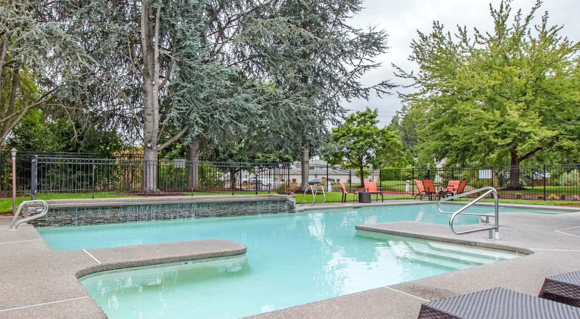 Apartments in Kent, WA in King County w/ a Playground