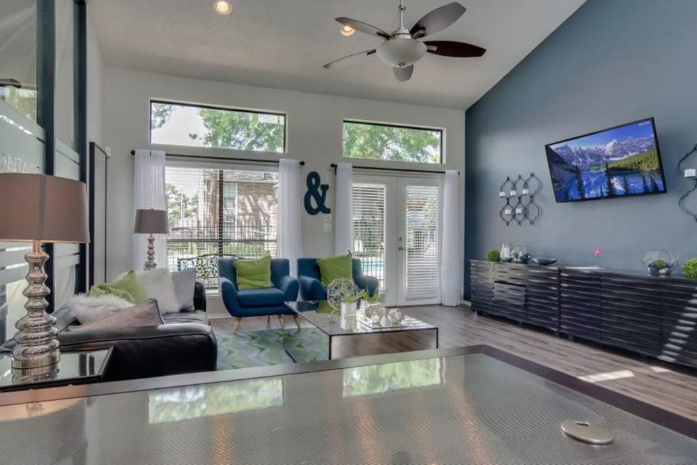 Clubhouse with amenities poolside at Vantage Point in Houston, Texas