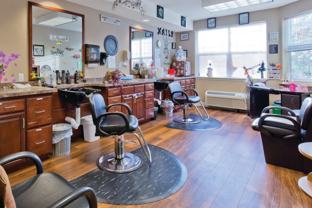 Barbershop at Meadowlark Senior Living in Lebanon, Oregon