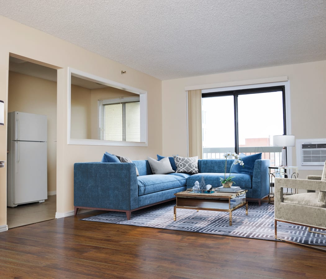 Enjoy apartments with a luxury living room at Saskatoon Tower