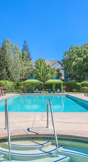 View amenities at Rocklin Ranch Apartments in Rocklin, California