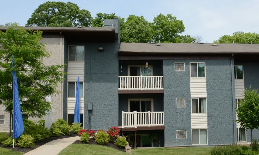 Apartment homes at Lakeside Landing Apartments in Lakeside Park, Kentucky