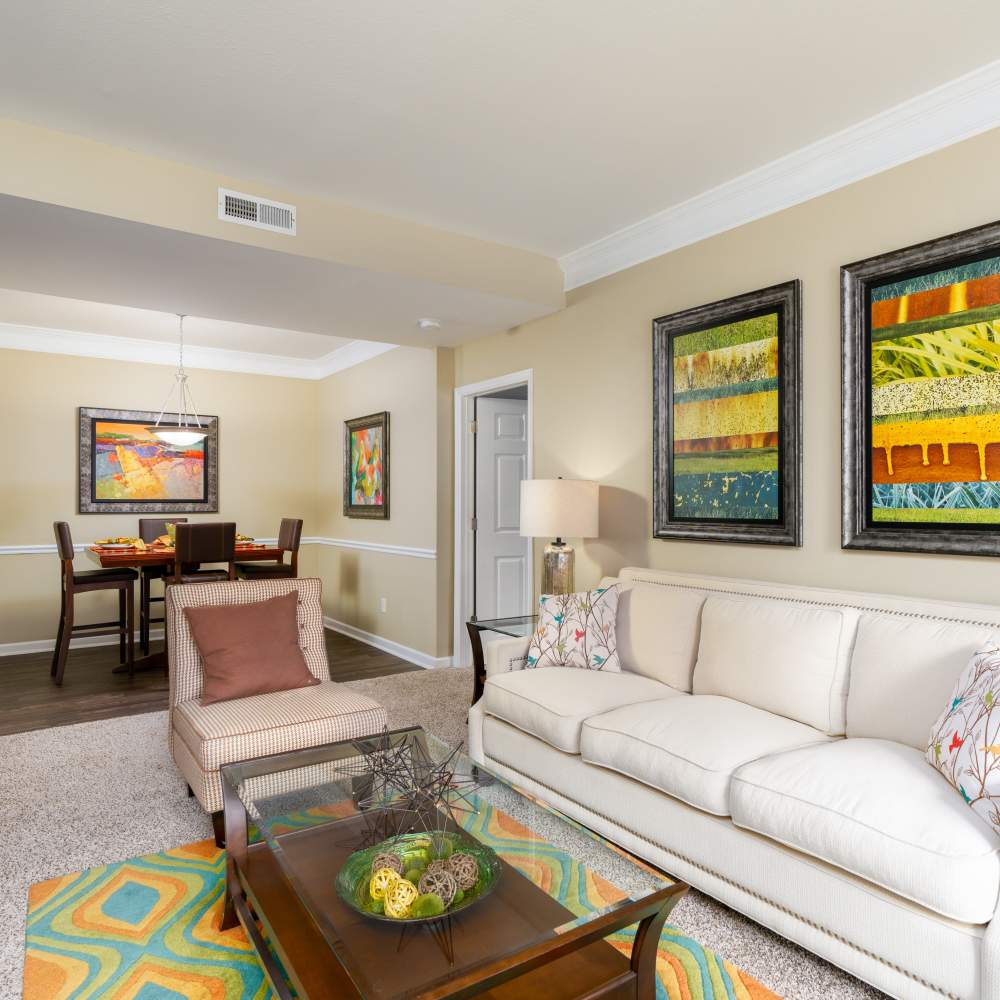 Spacious living area at Prairie Point Luxury Apartments in O'Fallon. MO