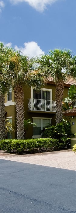 Delray Bay Apartments in Delray Beach, Florida