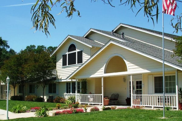 The front of main building at Sun Oak Senior Living in Citrus Heights, California.