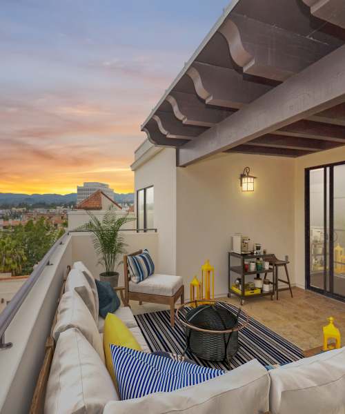 Roof top balcony at Luxe Villas in Brentwood, California