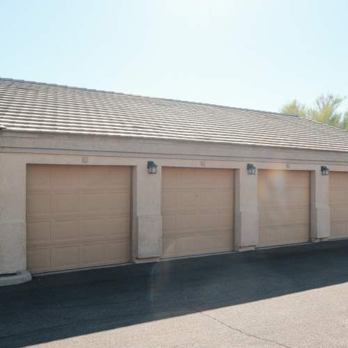 Rental garages at Tierra Vida in Tucson, Arizona
