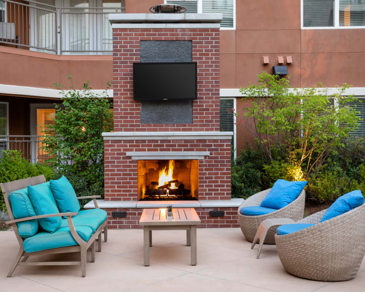 Denver Tech Center Englewood, CO Apartments for Rent Helios