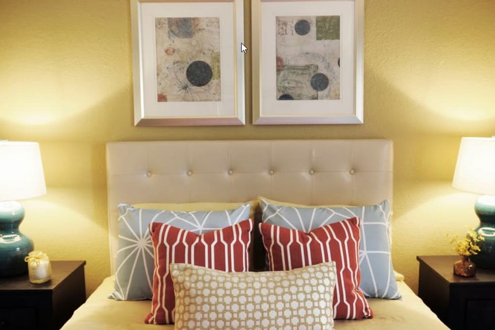 Spacious main bedroom at Goldelm at Metropolitan in Knoxville, Tennessee