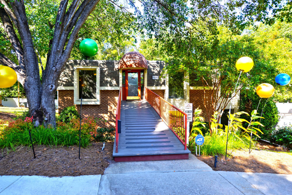 Entrance area at The Farrington Apartment Homes in Columbia, South Carolina