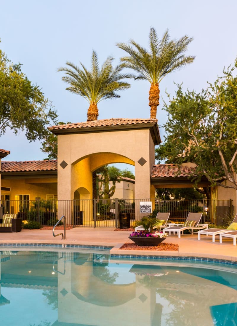 Swimming pool and clubhouse at Marquis at Arrowhead in Peoria, Arizona