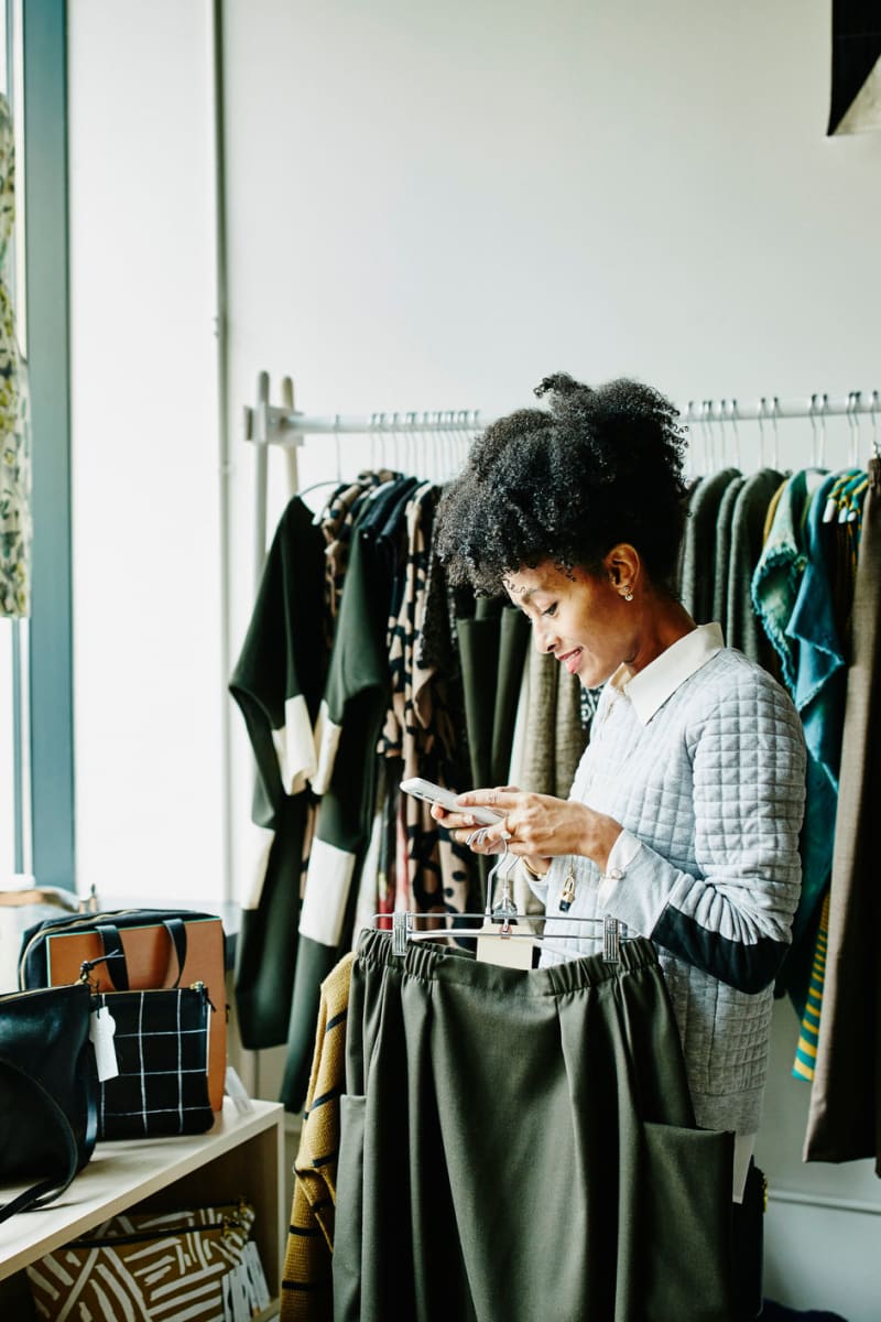 Woman shopping for some new clothes near Scio at the Medical District in Chicago, Illinois