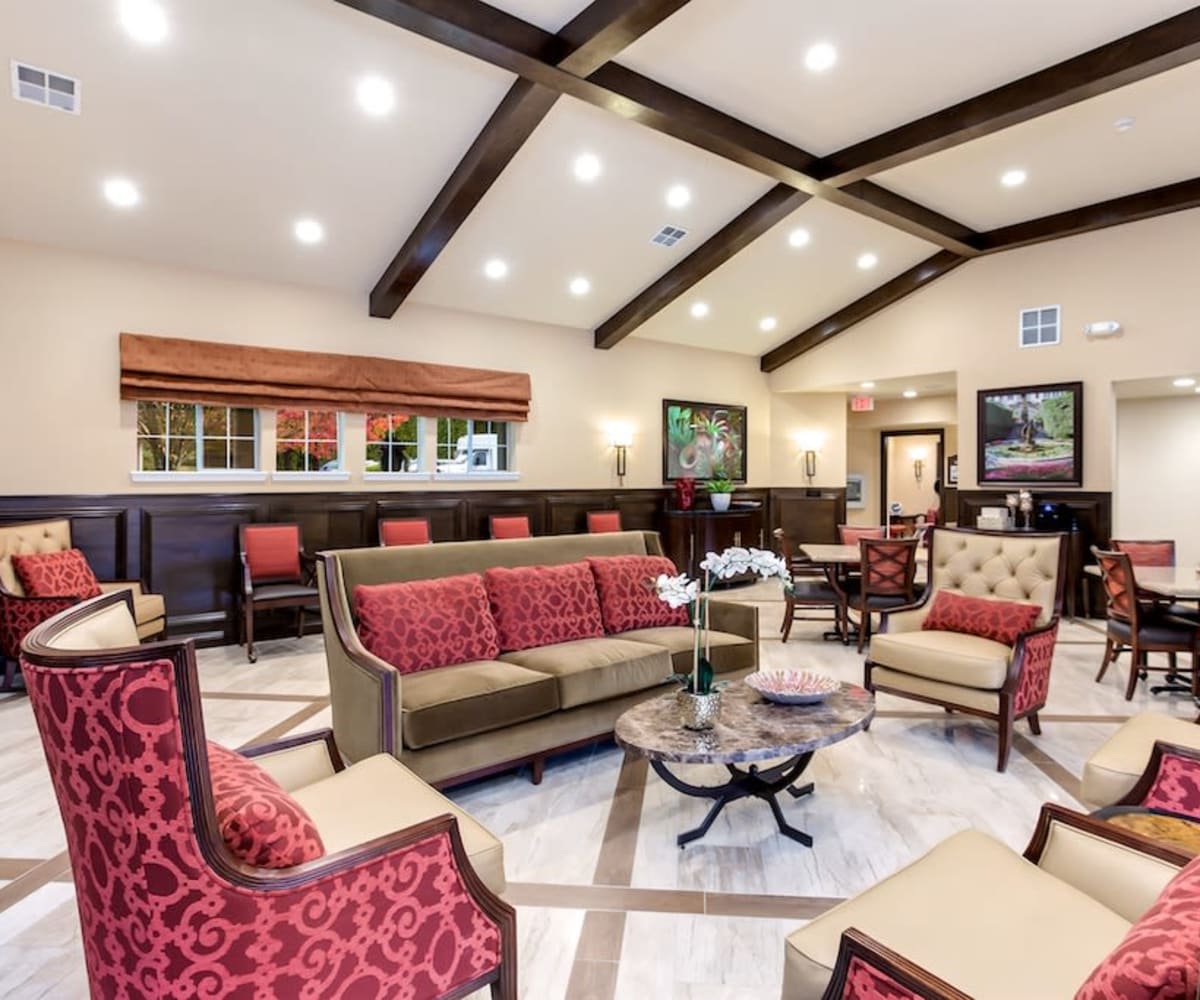 Large living area at Pacifica Senior Living Snohomish in Snohomish, Washington