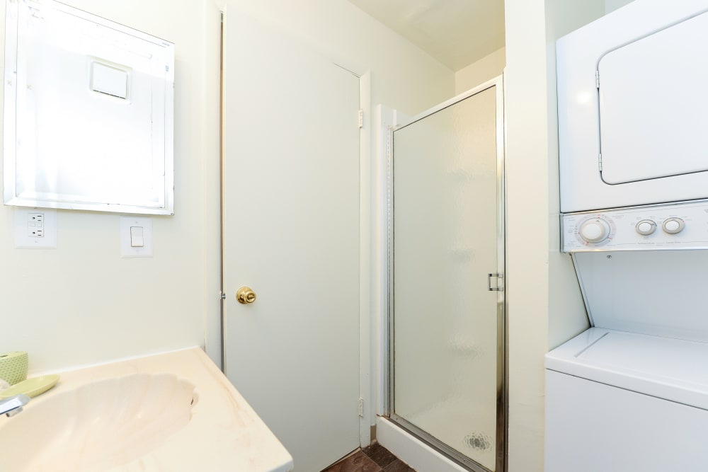 Photos of Tory Estates Apartment Homes Apartments in Clementon, NJ