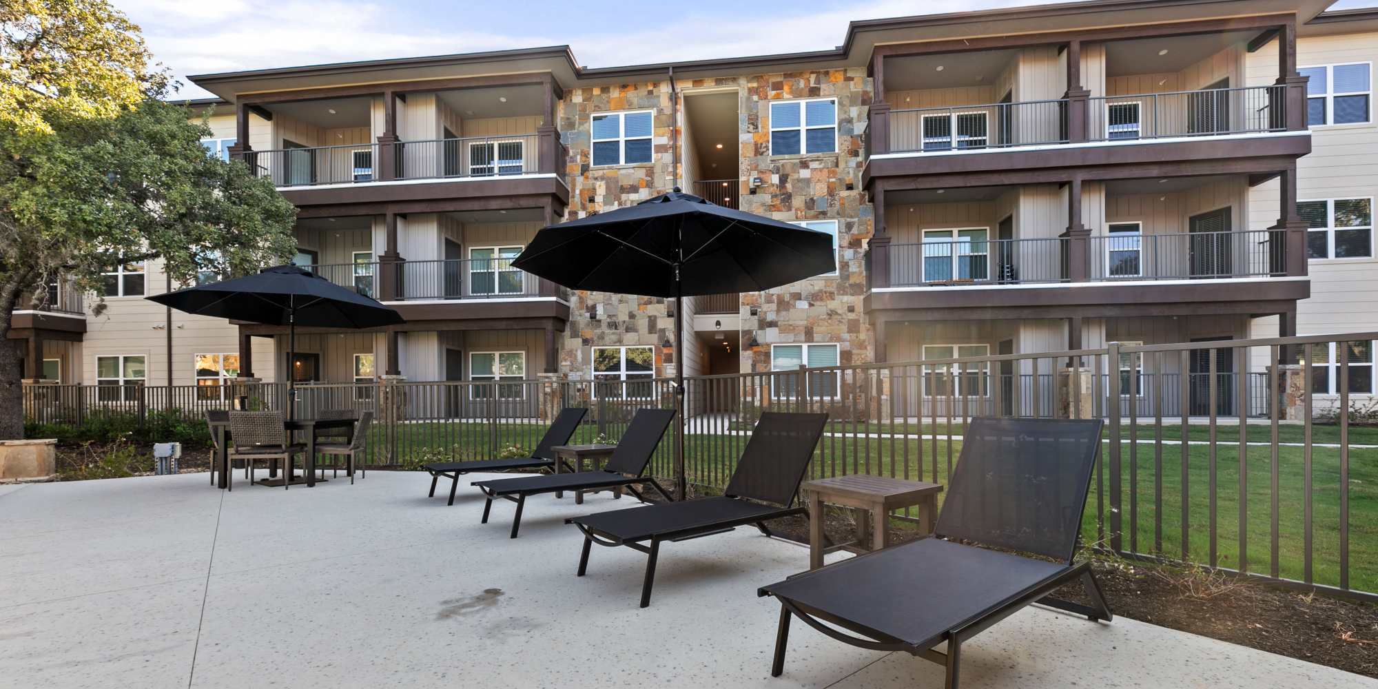 Apartments in Helotes, Texas at Ranch Creek Living 