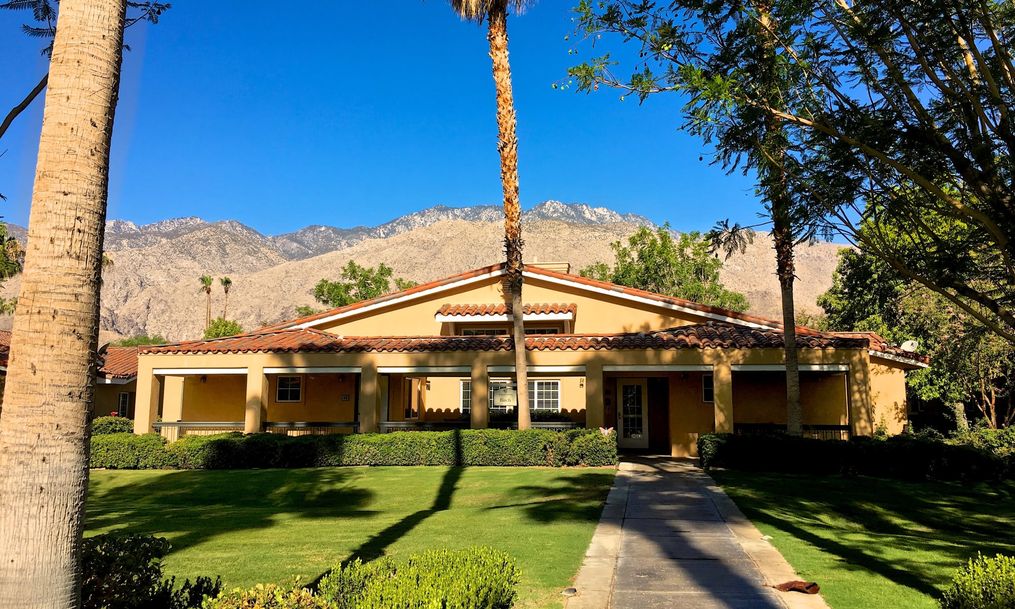 Senior Living at Pacifica Senior Living Palm Springs in Palm Springs, California