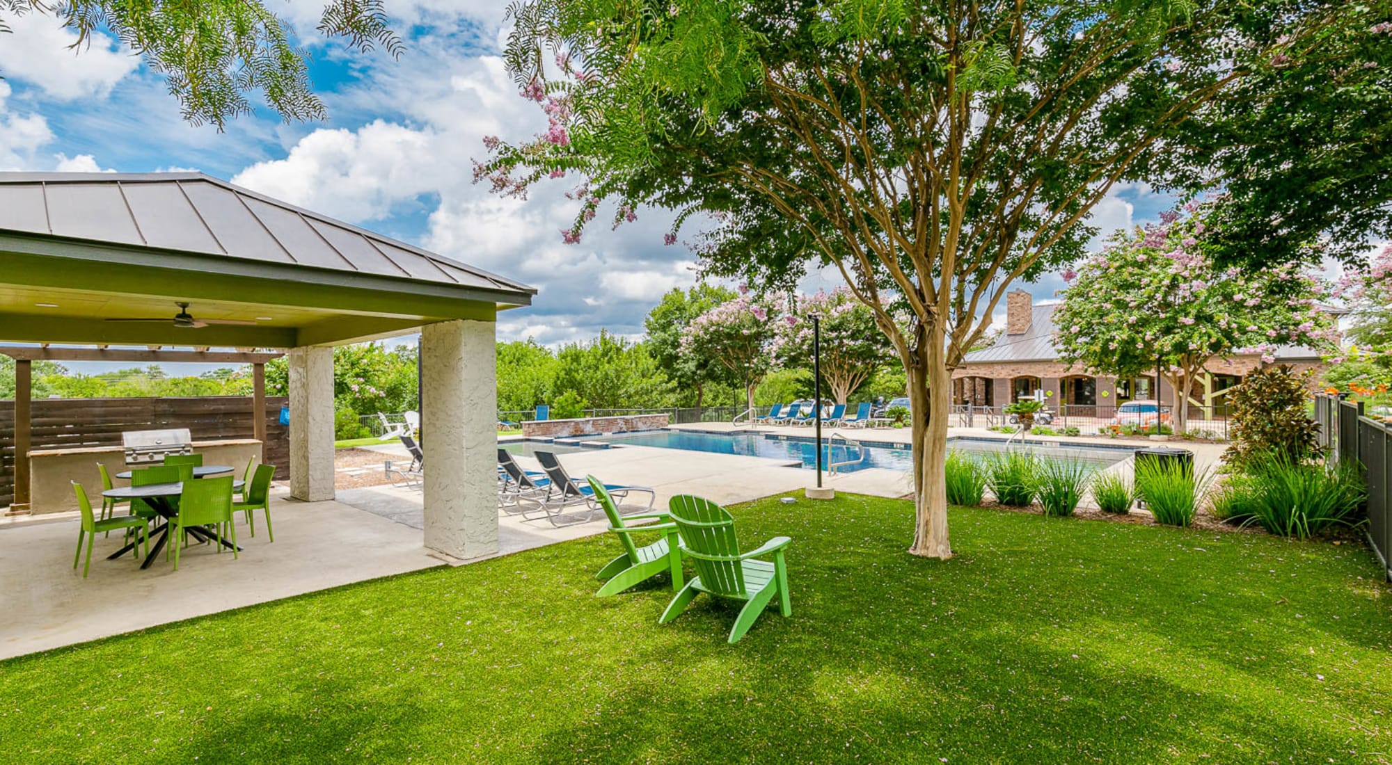 Photo Gallery | The Benton in San Antonio, Texas