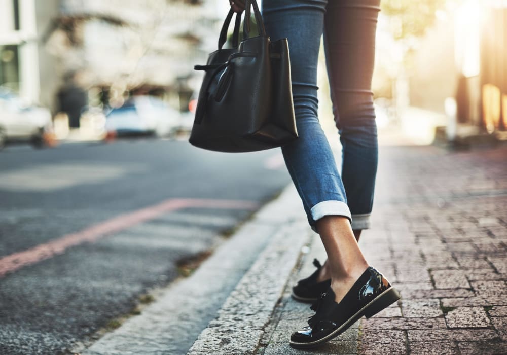 Resident out shopping near Villas Del Lago in Los Angeles, California