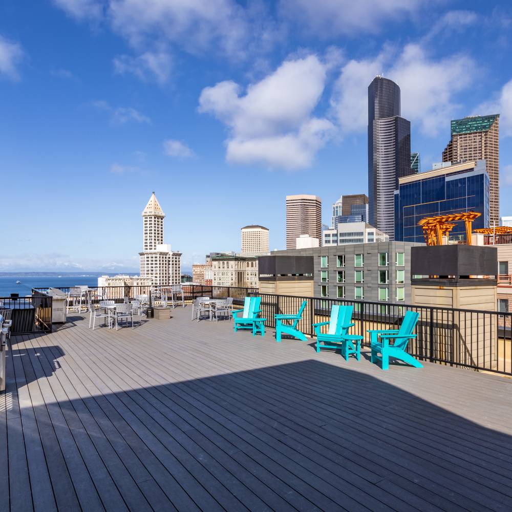 Rooftop patio at Metropolitan Park Apartments in Seattle, Washington