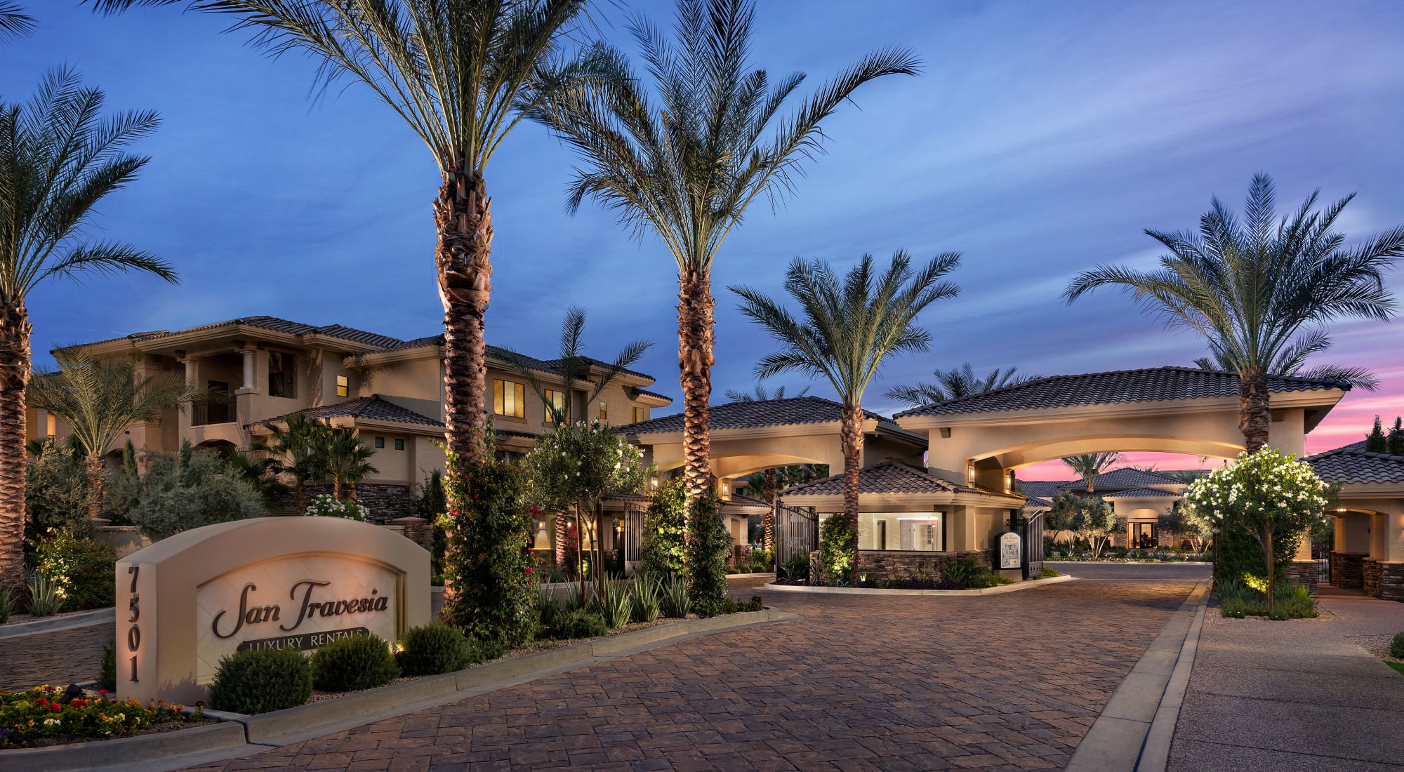 San Travesia: Scottsdale, AZ Luxury Apartments for Rent