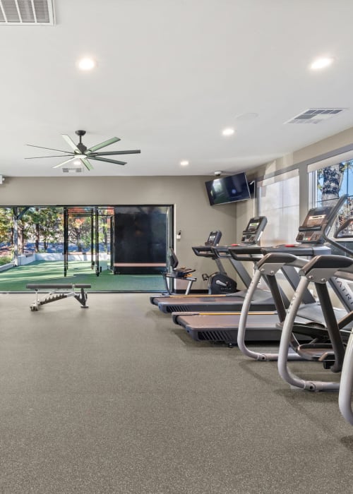 View amenities at The Preserve at Creekside in Roseville, California