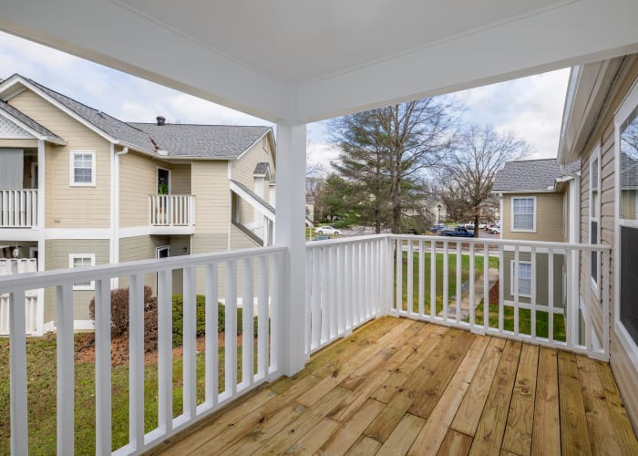 Cozy deck at Spring Meadow in Knoxville, Tennessee
